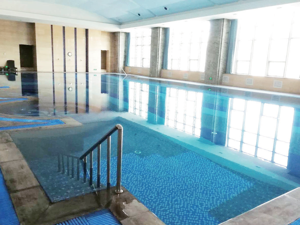 柳林鑫飛集團(tuán)泳池工程現(xiàn)場