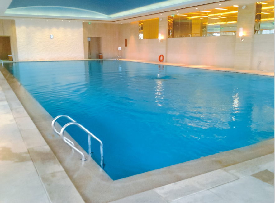 別墅游泳池，別墅泳池水處理設(shè)備