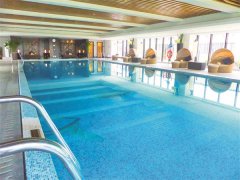 游泳池水質需要怎么維護