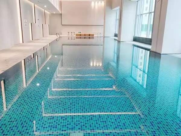 建造地下室游泳池對周邊環(huán)境有哪些影響？