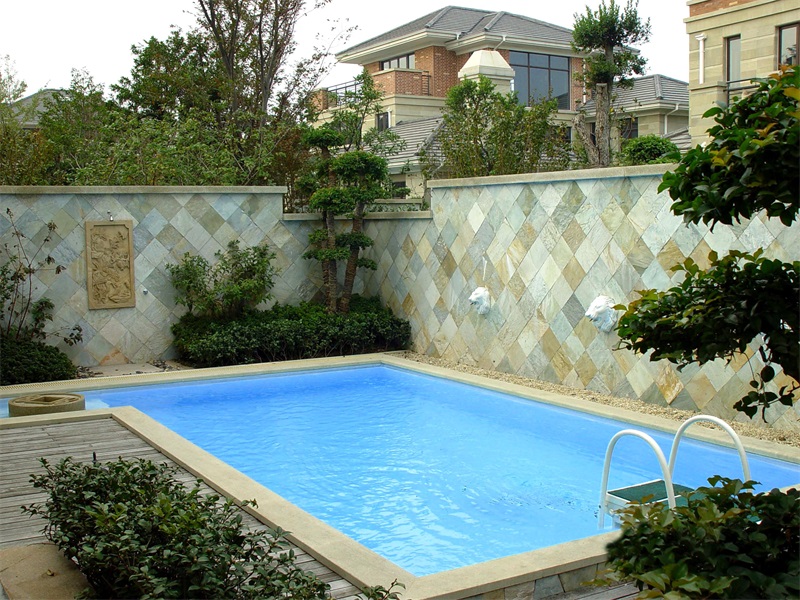 哪家的小型游泳池設(shè)備比較好？