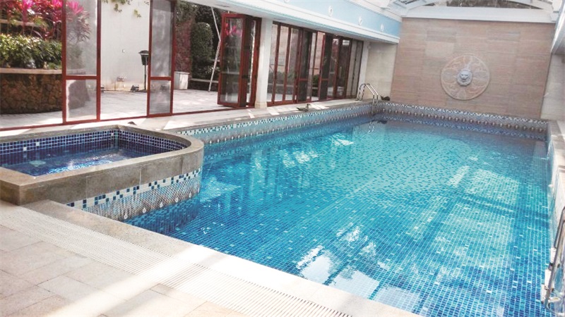 游泳池設備保養(yǎng)不求人，