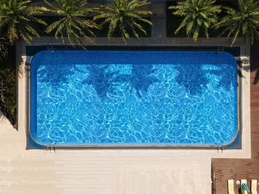 <b>別墅想快速建一個(gè)游泳池，看這篇就夠用了！</b>